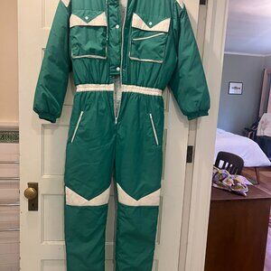 Vintage 80's style snowsuit impeccable condition! Size 7, 8